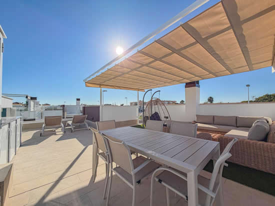 Pila de la horidada Installation 2026